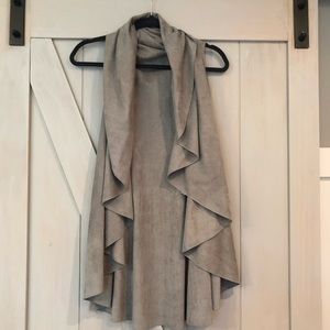 Suede vest / variety piece
